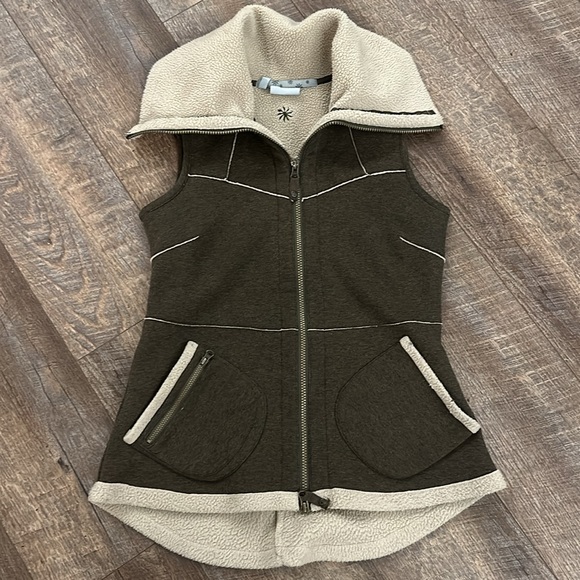 Athleta Jackets & Blazers - Athleta Vest Jacket